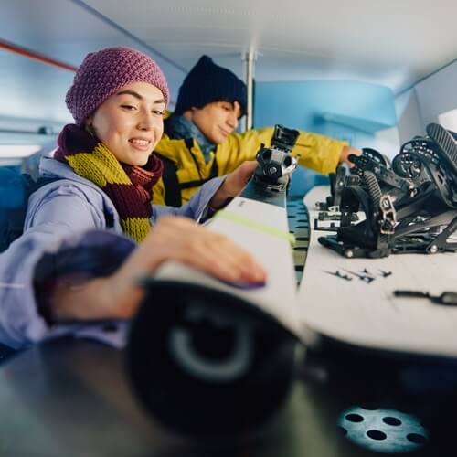 Ski und Snowboard Mitnahme in der Westbahn